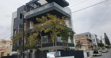 Penthouse 4 bedrooms in Limassol, Cyprus