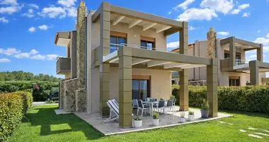 Villa 3 chambres dans Kassandrino, Grèce