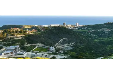 Terrain dans Agios Tychonas, Chypre