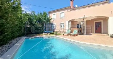 Dom 3 pokoi w Opcina Svetvincenat, Chorwacja