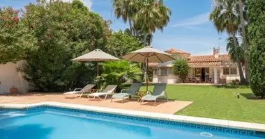 5 bedroom house in San Pedro Alcantara, Spain
