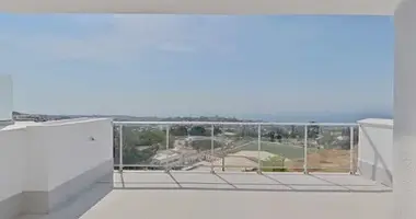2 bedroom apartment in Benalmadena, Spain