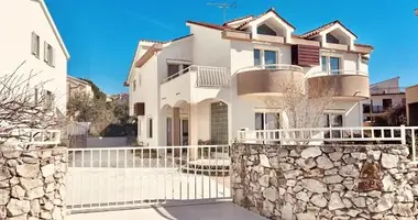Отель 472 м² в Brodarica, Хорватия