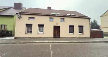 Коммерческое помещение 33 м² в Кшиж-Велькопольский, Польша