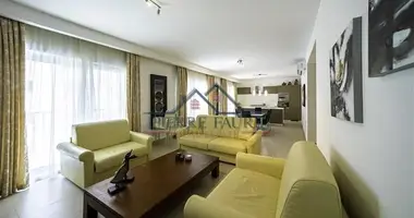 Квартира 3 спальни в Сан Джулианс, Мальта