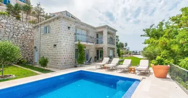 Casa 6 habitaciones en Rijeka Rezevici, Montenegro