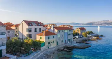 Haus 7 Schlafzimmer in Gespanschaft Split-Dalmatien, Kroatien