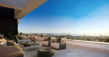 4 bedroom apartment in Rio Real, Spain
