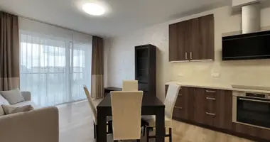 Квартира 3 комнаты в Варшава, Польша