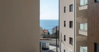 Apartamento 2 habitaciones en Becici, Montenegro