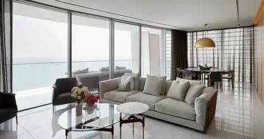 Penthouse 3 bedrooms in Limassol, Cyprus