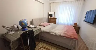 Mieszkanie 4 pokoi w 1042 Sokak, Turcja