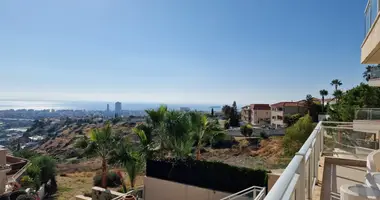 4 bedroom apartment in Germasogeia, Cyprus