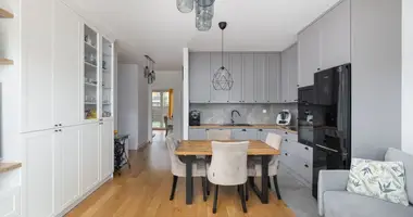 3 room apartment in Masovian Voivodeship, Poland