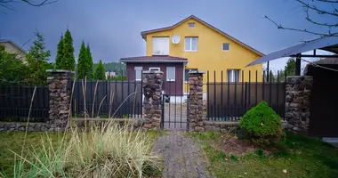 Dom w Marjaliva, Białoruś