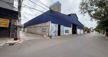 Propiedad comercial 1 225 m² en Sangkat Phsar Daeum Thkov, Camboya