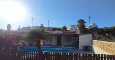 Dom 3 pokoi w Peyia, Cypr