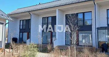 Квартира 4 комнаты в Ярвенпяа, Финляндия