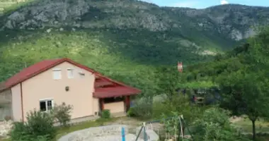 Casa 3 habitaciones en Spuz, Montenegro