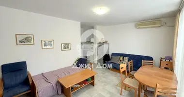 Квартира 3 комнаты в Святой Влас, Болгария