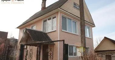 Maison dans Papiarnianski sielski Saviet, Bélarus