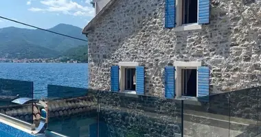 Villa 4 zimmer in Tivat, Montenegro