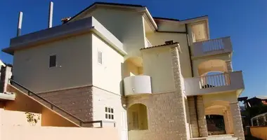 7 bedroom house in Baošići, Montenegro