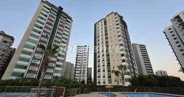 Квартира 6 комнат в Мезитли, Турция