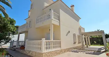 Villa 5 bedrooms in Orihuela, Spain