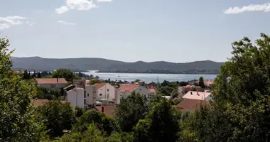 Квартира 3 спальни в Тиват, Черногория