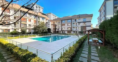 Appartement 5 chambres dans Hastane Sokagi, Turquie