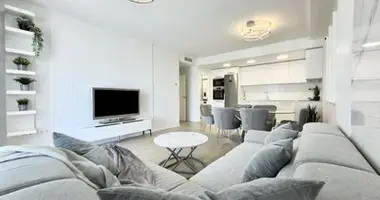 3 bedroom apartment in San Pedro Alcantara, Spain