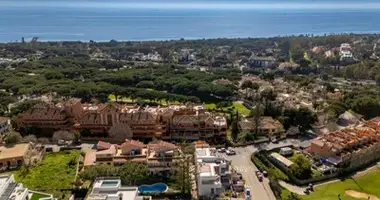 3 bedroom house in Artola, Spain
