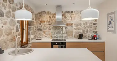 Casa 2 habitaciones en Skaljari, Montenegro