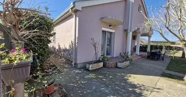 Casa en Podgorica, Montenegro