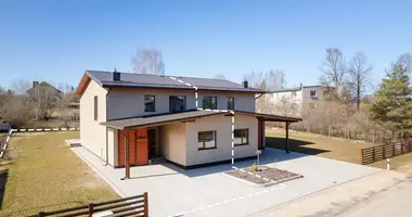 Dom 5 pokojów w Dobele, Łotwa