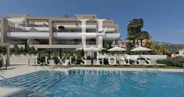 Apartamento 4 habitaciones en Estepona, Španjolska