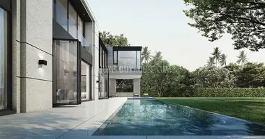 Villa 5 bedrooms in Chalong, Thailand