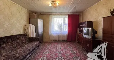 Apartamento 3 habitaciones en Muchaviecki sielski Saviet, Belarús
