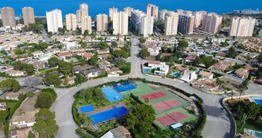 4 bedroom apartment in Dehesa de Campoamor, Spain