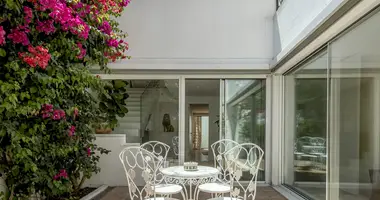 Apartamento 4 habitaciones en Alvalade, Portugal