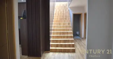 FOR RENT PENTHOUSE APARTMENT 5+2 AT UNITED SCHOOL in Tirana Municipality, Albania