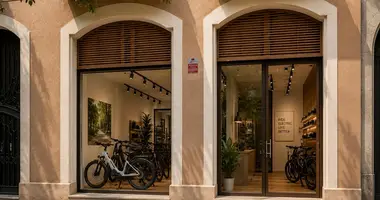 Commercial property 101 m² in Barcelona, Spain