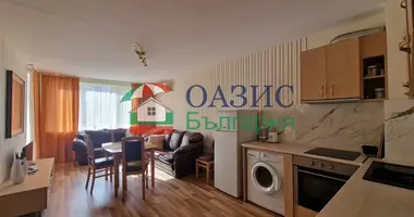 Квартира 3 комнаты в Святой Влас, Болгария