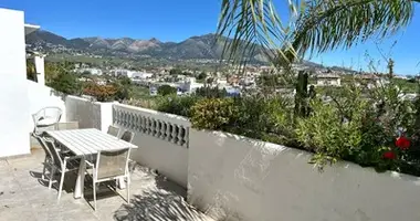 Apartamento 4 habitaciones en Dos Hermanas, Španjolska