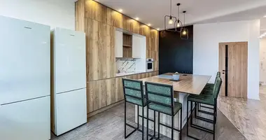 Wohnung 4 zimmer in Minsk, Belarus