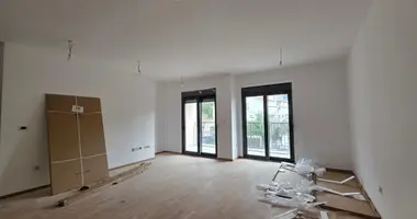 Apartamento 3 habitaciones en Budva, Montenegro