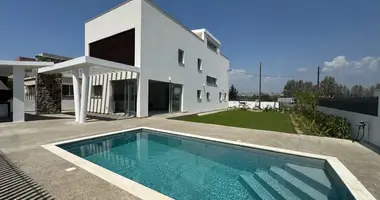 3 bedroom villa in Trachoni Municipality, Cyprus