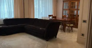 Mieszkanie 3 pokoi w Odessa, Ukraina