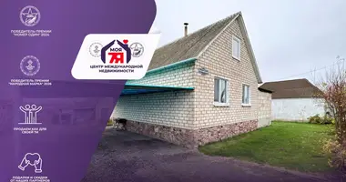 Casa en Pahost 2, Belarús
